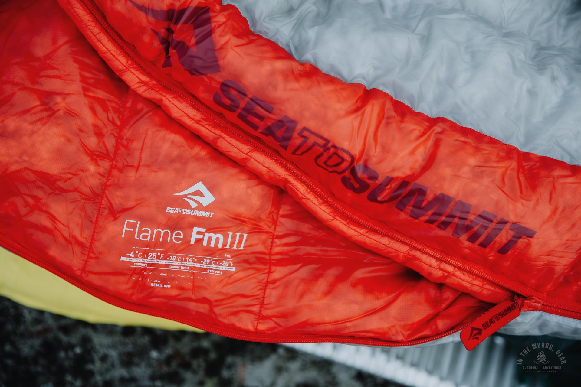 Vaellus varusteet kolmen vuodenajan makuupussi